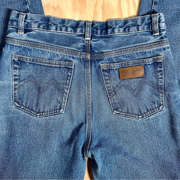 Wʀᴀɴɢʟᴇʀ 5 Pᴏᴄᴋᴇᴛ Zɪᴘ Fʟʏ Uɴɪsᴇx Sᴛʀᴀɪɢʜᴛ Lᴇɢ Jᴇᴀɴ - Picture 8 of 15